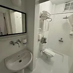 Hotel Sufi Homes *