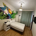 Hotel Sufi Homes