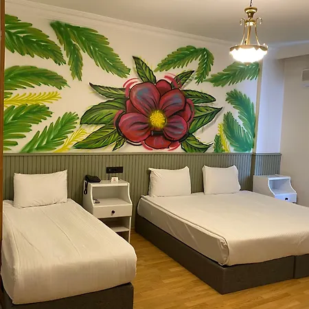 ホテル Sufi Homes *